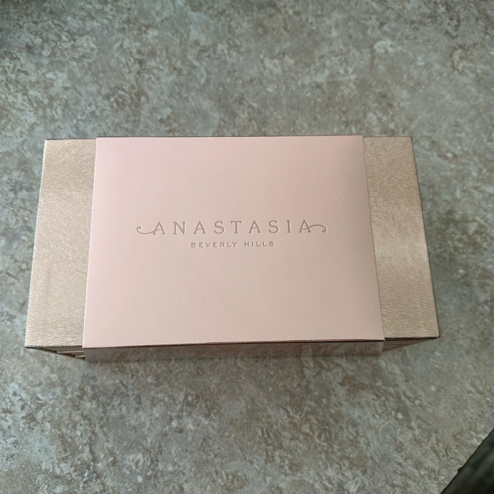 Anastasia Beverly Hills Eyeshadow Palette Vault: Limited Edition